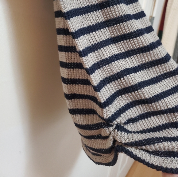 Striped Knitted Top - Picture 2 of 3